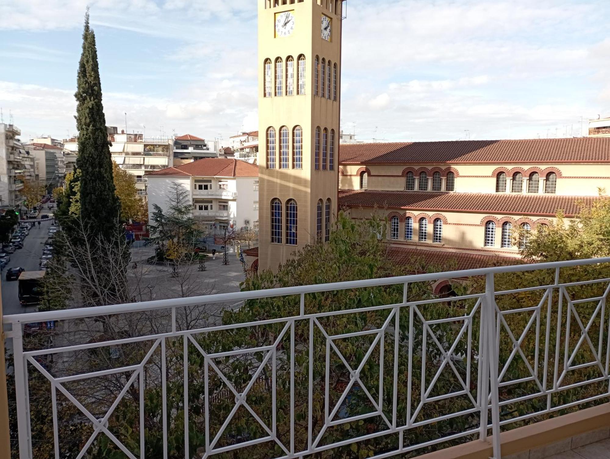 Gk Suites-Constantin View , Auto Check-In 24H Larissa Exterior foto