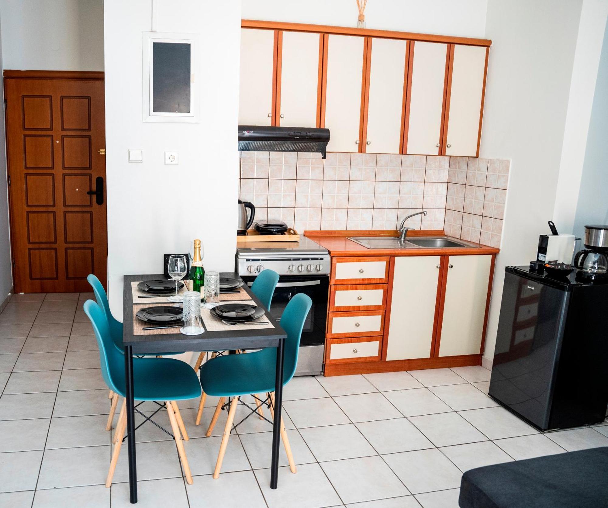 Gk Suites-Constantin View , Auto Check-In 24H Larissa Exterior foto